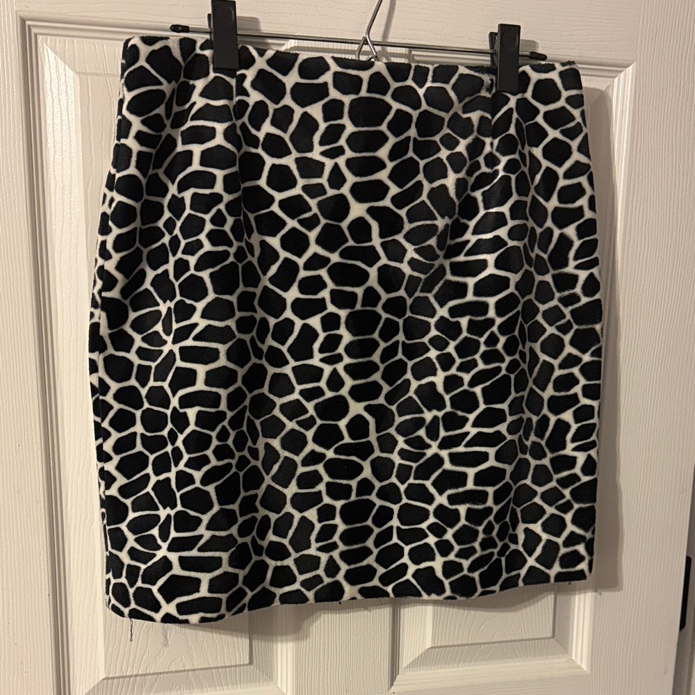 Apostrophe Black and White Animal Print Pencil Skirt